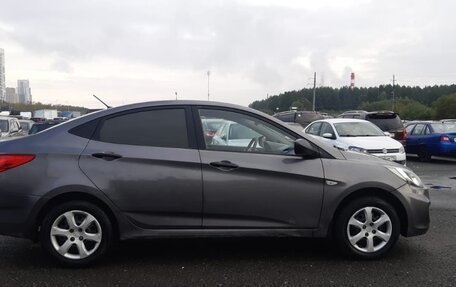 Hyundai Solaris II рестайлинг, 2011 год, 519 000 рублей, 4 фотография