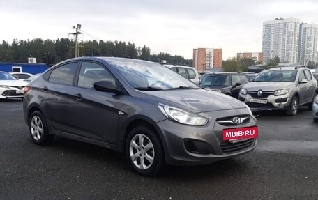 Hyundai Solaris II рестайлинг, 2011 год, 519 000 рублей, 3 фотография