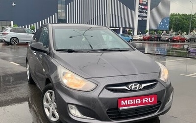 Hyundai Solaris II рестайлинг, 2013 год, 840 000 рублей, 1 фотография