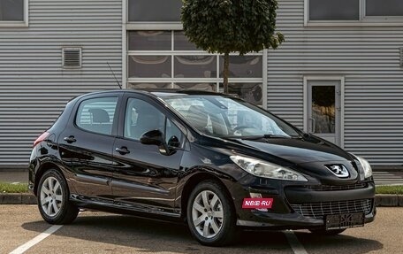 Peugeot 308 II, 2011 год, 825 000 рублей, 3 фотография