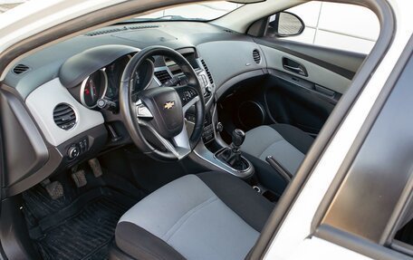 Chevrolet Cruze II, 2011 год, 825 000 рублей, 13 фотография