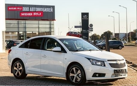Chevrolet Cruze II, 2011 год, 825 000 рублей, 3 фотография