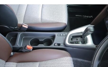 Toyota Yaris Cross, 2022 год, 1 500 000 рублей, 9 фотография