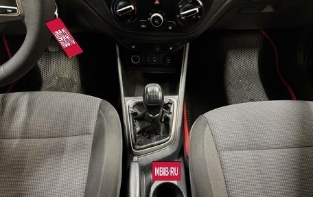 Hyundai Solaris II рестайлинг, 2017 год, 890 000 рублей, 13 фотография