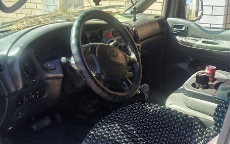 Hyundai Starex I рестайлинг, 2006 год, 700 000 рублей, 1 фотография