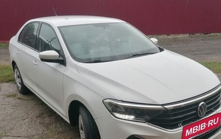 Volkswagen Polo VI (EU Market), 2021 год, 840 000 рублей, 2 фотография