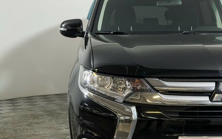 Mitsubishi Outlander III рестайлинг 3, 2018 год, 2 097 000 рублей, 14 фотография