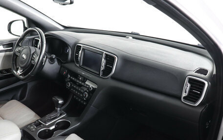 KIA Sportage IV рестайлинг, 2018 год, 2 447 000 рублей, 10 фотография