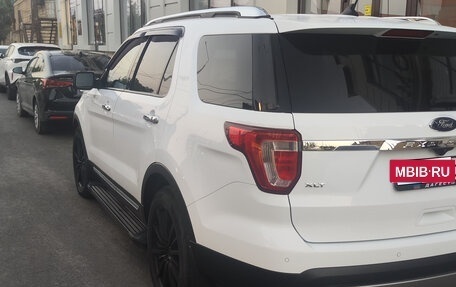Ford Explorer VI, 2017 год, 3 300 000 рублей, 7 фотография
