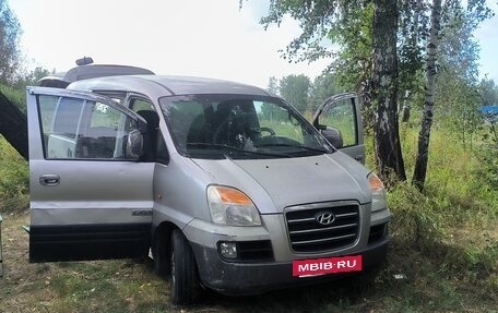 Hyundai Starex I рестайлинг, 2006 год, 700 000 рублей, 4 фотография