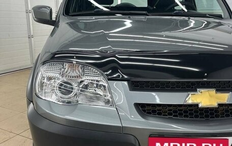 Chevrolet Niva I рестайлинг, 2018 год, 799 000 рублей, 10 фотография