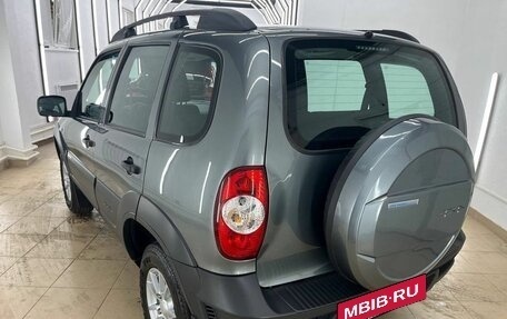 Chevrolet Niva I рестайлинг, 2018 год, 799 000 рублей, 8 фотография