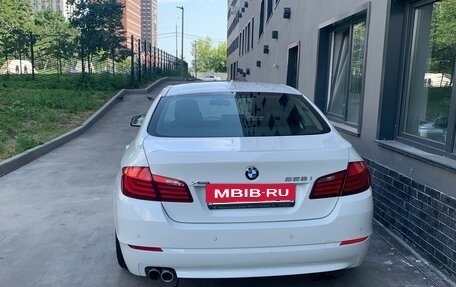 BMW 5 серия, 2013 год, 1 780 000 рублей, 12 фотография