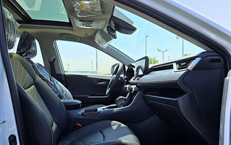 Toyota RAV4, 2025 год, 4 700 084 рублей, 10 фотография