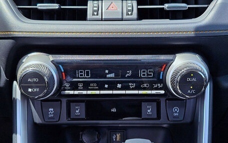 Toyota RAV4, 2025 год, 4 700 084 рублей, 14 фотография