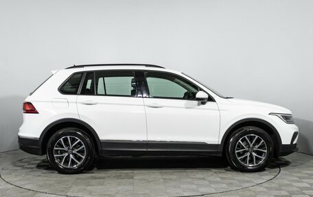 Volkswagen Tiguan II, 2021 год, 2 695 000 рублей, 4 фотография