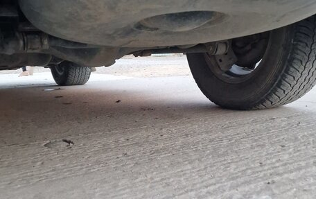 Toyota Land Cruiser Prado 150 рестайлинг 2, 2011 год, 2 930 000 рублей, 13 фотография