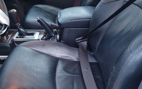 Toyota Land Cruiser Prado 150 рестайлинг 2, 2011 год, 2 930 000 рублей, 9 фотография