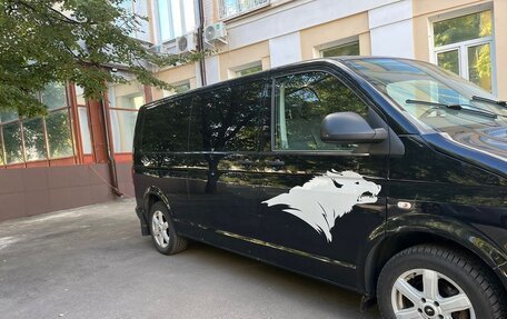 Volkswagen Caravelle T5, 2012 год, 2 770 000 рублей, 2 фотография