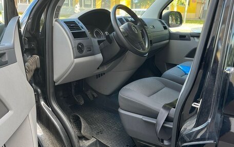 Volkswagen Caravelle T5, 2012 год, 2 770 000 рублей, 6 фотография