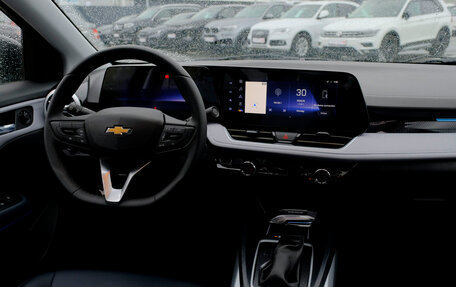 Chevrolet Monza, 2024 год, 2 080 000 рублей, 15 фотография