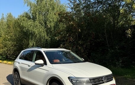 Volkswagen Tiguan II, 2017 год, 2 550 000 рублей, 2 фотография