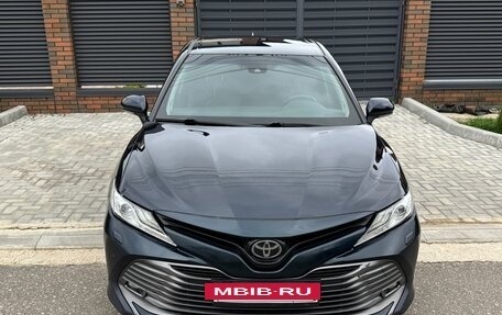 Toyota Camry, 2020 год, 2 150 000 рублей, 2 фотография