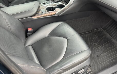 Toyota Camry, 2020 год, 2 150 000 рублей, 11 фотография