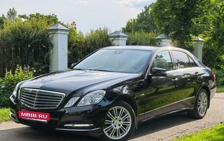 Mercedes-Benz E-Класс, 2011 год, 1 715 000 рублей, 4 фотография