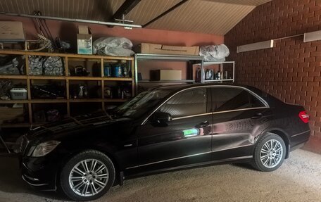 Mercedes-Benz E-Класс, 2011 год, 1 715 000 рублей, 23 фотография