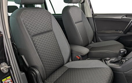 Volkswagen Tiguan II, 2018 год, 2 355 000 рублей, 24 фотография