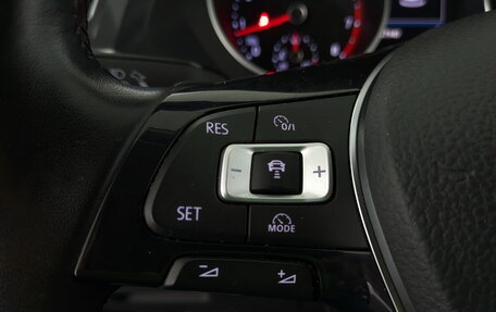 Volkswagen Tiguan II, 2018 год, 2 355 000 рублей, 27 фотография