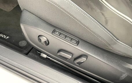 Volkswagen Golf VIII, 2022 год, 2 100 000 рублей, 10 фотография