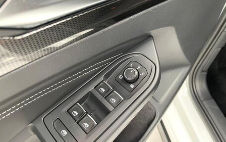Volkswagen Golf VIII, 2022 год, 2 100 000 рублей, 11 фотография