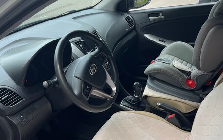Hyundai Solaris II рестайлинг, 2015 год, 949 000 рублей, 7 фотография