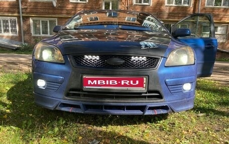 Ford Focus II рестайлинг, 2006 год, 450 000 рублей, 1 фотография
