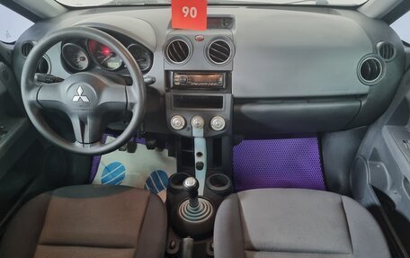 Mitsubishi Colt VI рестайлинг, 2006 год, 360 000 рублей, 11 фотография