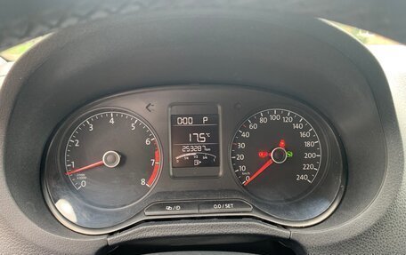 Volkswagen Polo VI (EU Market), 2016 год, 750 000 рублей, 9 фотография