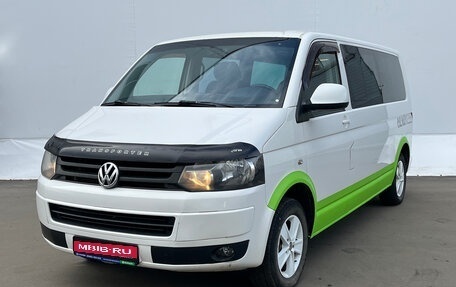 Volkswagen Caravelle T5, 2013 год, 1 670 000 рублей, 1 фотография