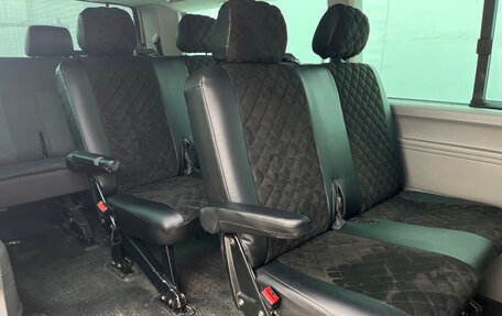 Volkswagen Caravelle T5, 2013 год, 1 670 000 рублей, 11 фотография