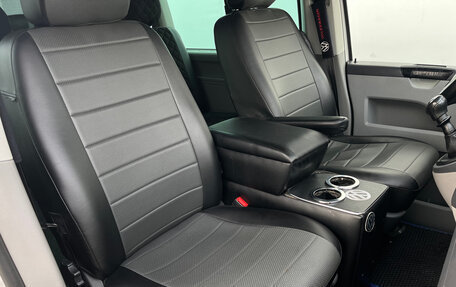 Volkswagen Caravelle T5, 2013 год, 1 670 000 рублей, 10 фотография