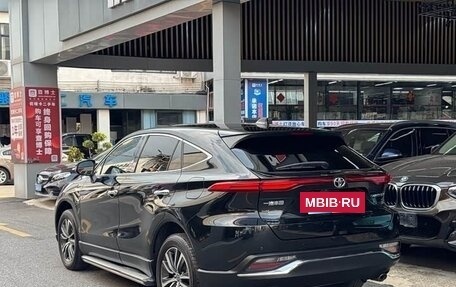 Toyota Harrier, 2022 год, 2 520 000 рублей, 3 фотография