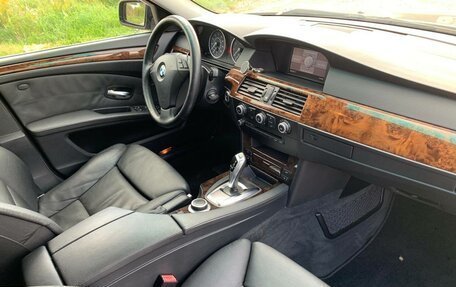 BMW 5 серия, 2008 год, 1 800 000 рублей, 2 фотография