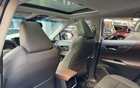 Toyota Harrier, 2022 год, 2 520 000 рублей, 15 фотография