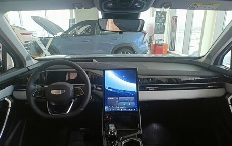 Geely Atlas, 2024 год, 4 017 190 рублей, 13 фотография
