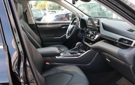 Toyota Highlander, 2025 год, 5 801 600 рублей, 29 фотография