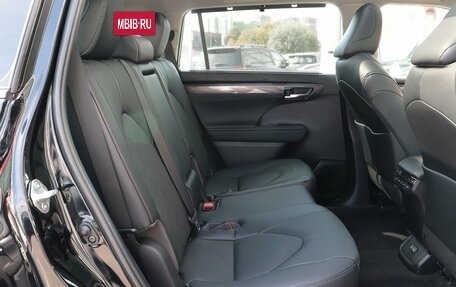 Toyota Highlander, 2025 год, 5 801 600 рублей, 30 фотография