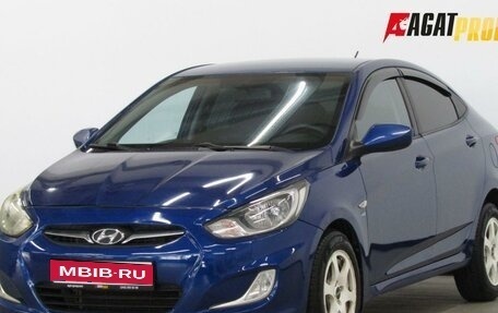 Hyundai Solaris II рестайлинг, 2011 год, 725 000 рублей, 1 фотография