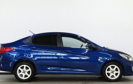 Hyundai Solaris II рестайлинг, 2011 год, 725 000 рублей, 7 фотография