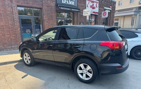 Toyota RAV4, 2014 год, 1 650 000 рублей, 5 фотография